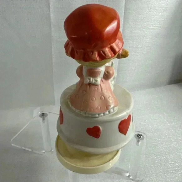 Vtg. 1982 Rotating Music‎ Box Girl as Clown w/Dog red hearts- Works Great - Picture 4 of 7